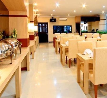 Hotel Marina Ambon Ngoại thất bức ảnh